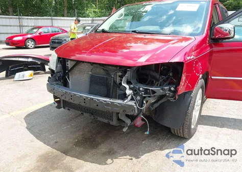 2008 Dodge Grand Caravan Sxt z USA, uszkodzony, nr VIN 2D8HN54XX8R147955